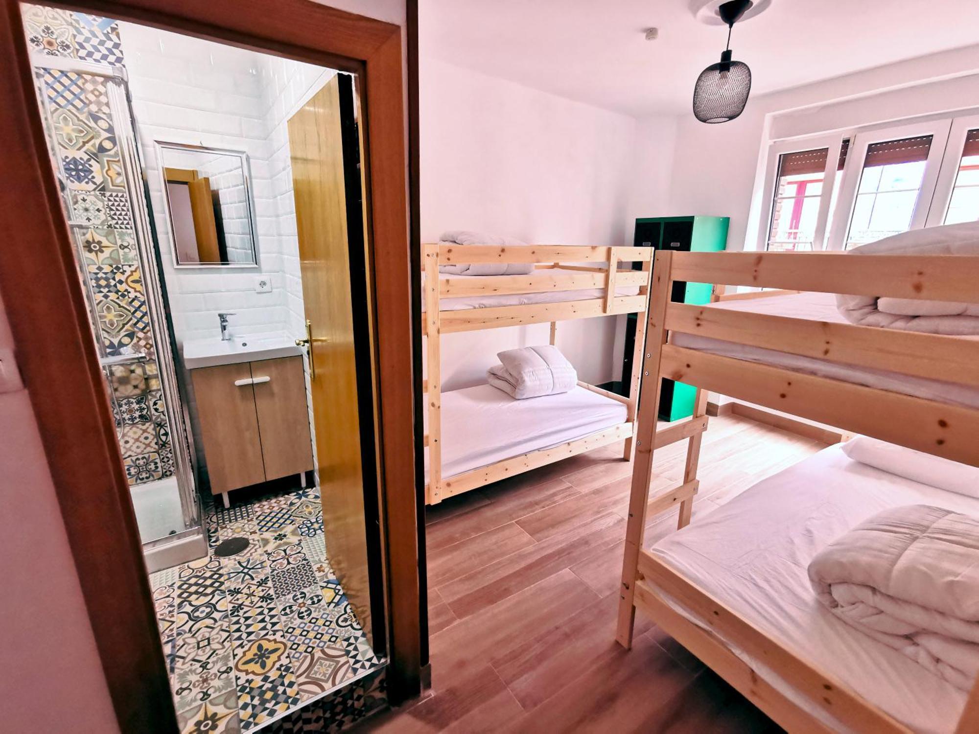Green Hostel Oviedo Eksteriør billede