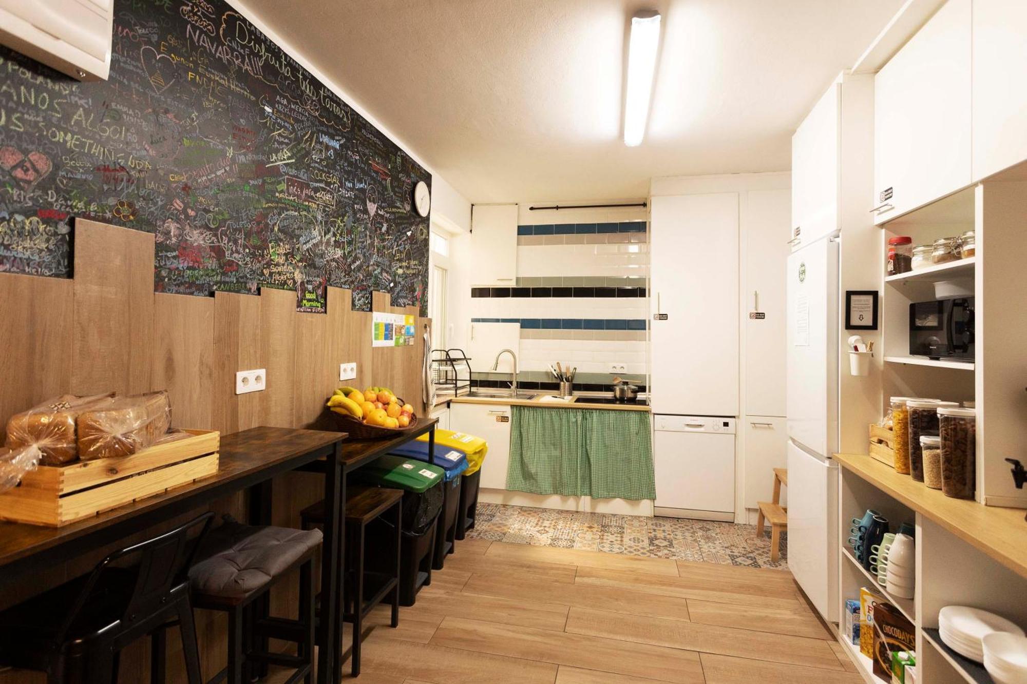 Green Hostel Oviedo Eksteriør billede