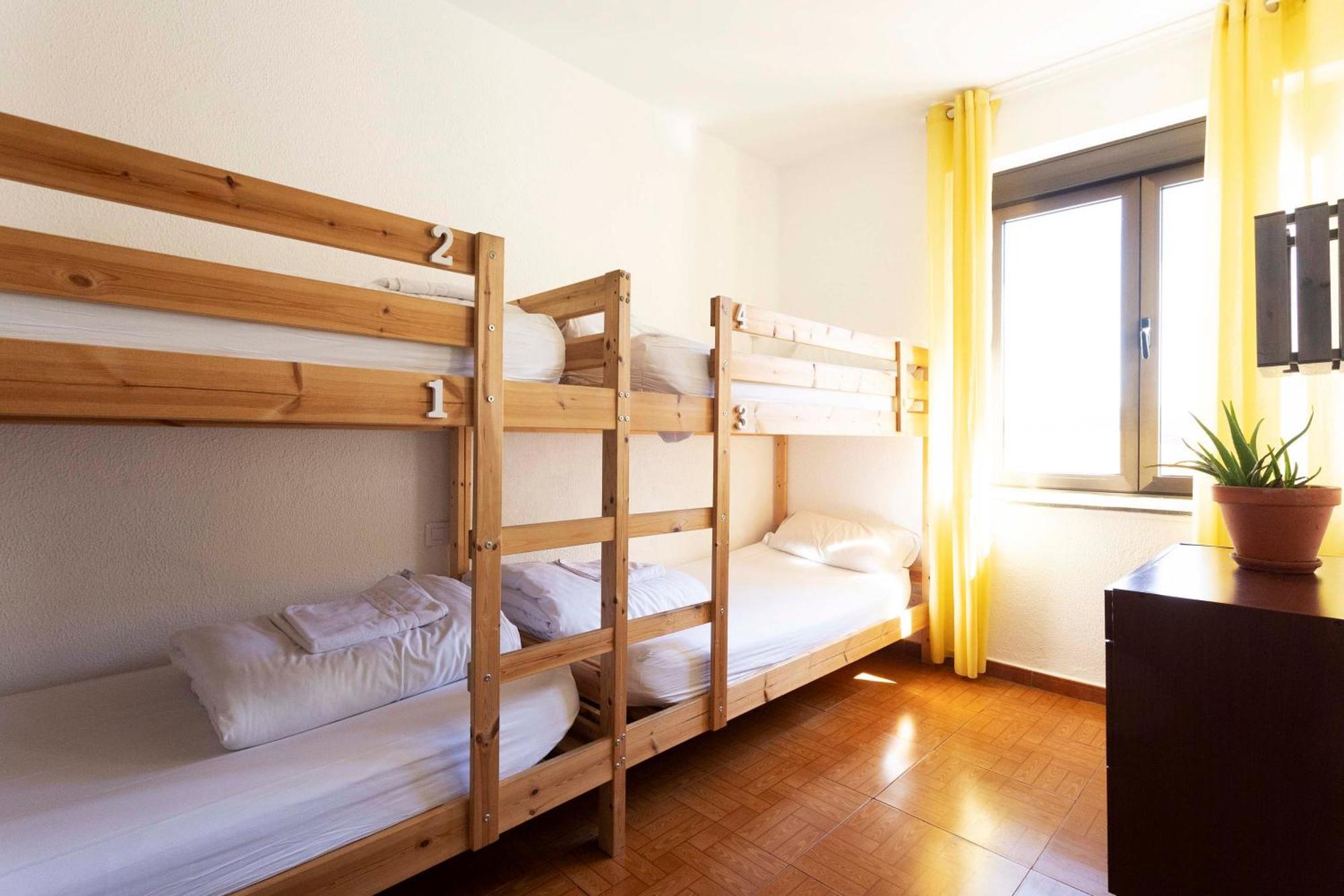 Green Hostel Oviedo Eksteriør billede