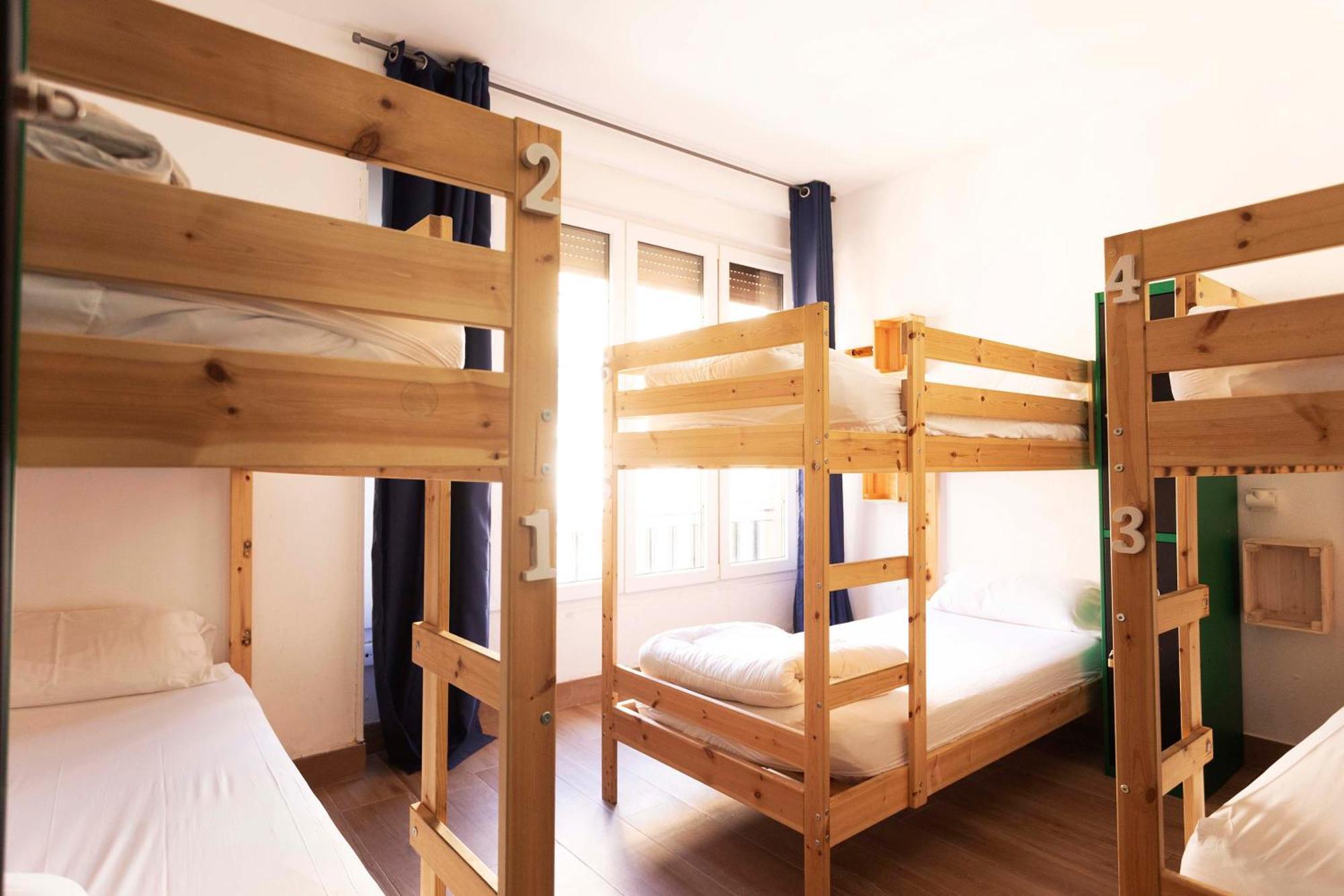 Green Hostel Oviedo Eksteriør billede